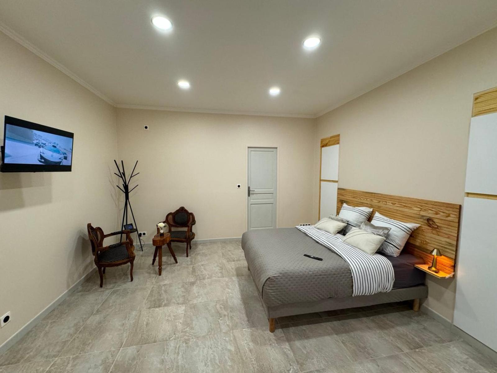 Appartement Luxe Quimper Exteriör bild